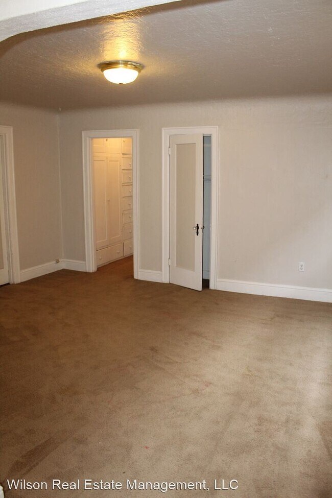 Building Photo - 1501 W Yakima Ave