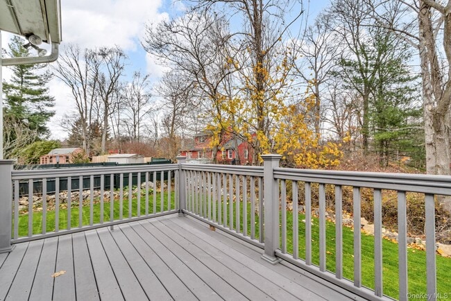 Building Photo - 21 Reading Rd