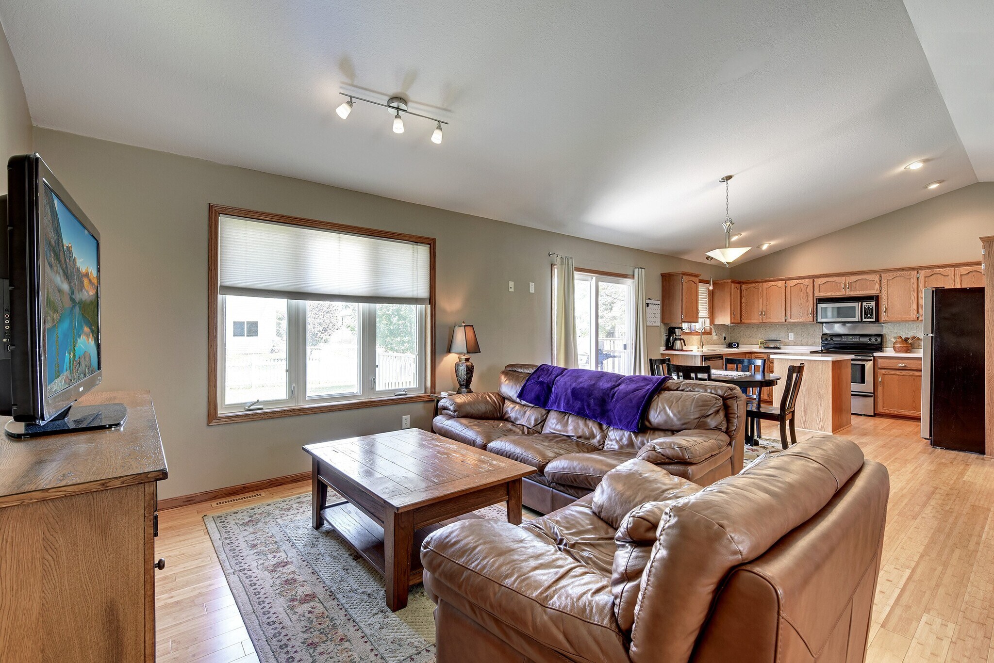 Building Photo - 1187 Blackhawk Dr SW