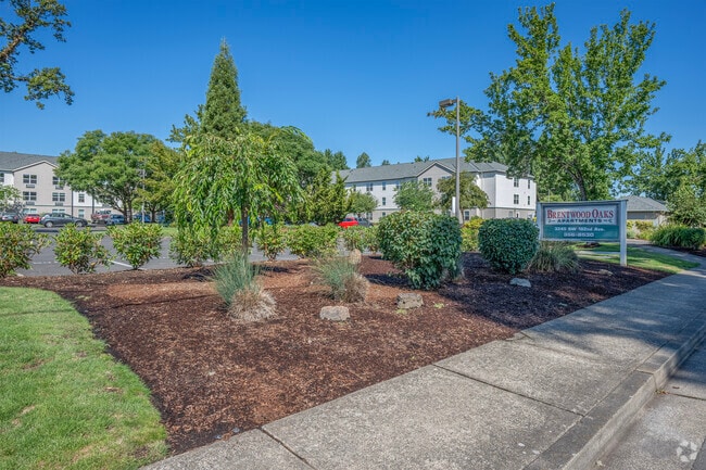 Exterior Photo - Brentwood Oaks