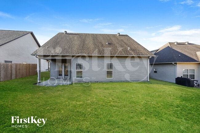 Building Photo - 2044 Highview Way