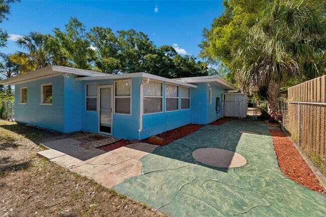 Building Photo - 5857 4th Ave N