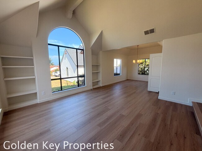 Building Photo - Beautiful home in Desirable Carlsbad Neighborhood!