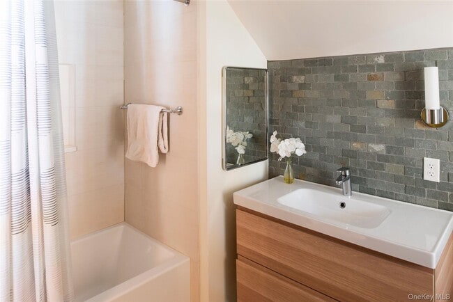 Building Photo - 195 Vlei Rd