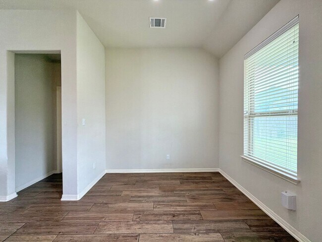 Building Photo - 877 Centerra Hills Cir