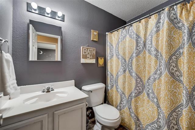 Building Photo - 1720 Creek Bend Ln