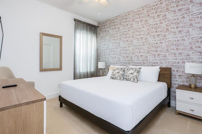 Building Photo - 7736 Linkside Loop