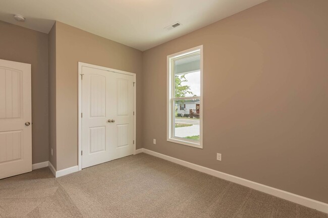 Building Photo - Brand New Three Bedroom Home!
