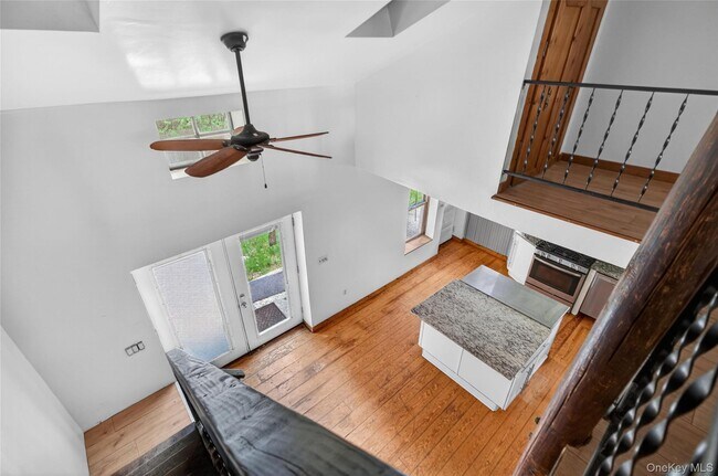 Building Photo - 79 Quaker Hill Rd