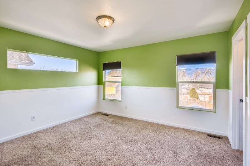 Building Photo - 1334 Flycatcher Ln