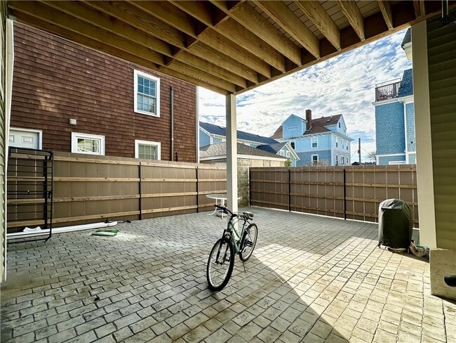 Building Photo - 29 Ann St