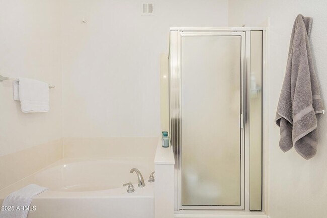 Building Photo - 6745 N 93RD Ave