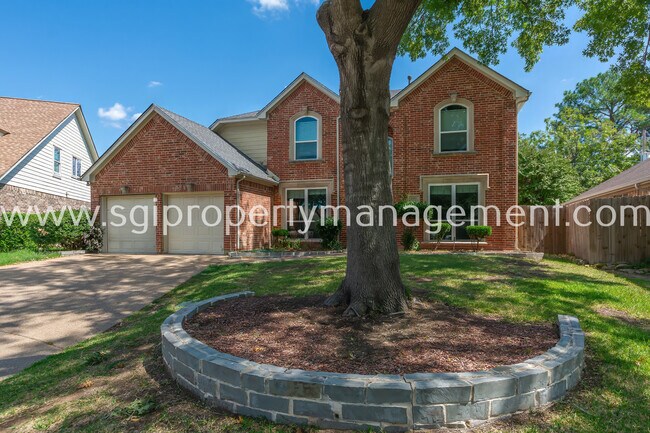 Building Photo - 6001 Pinwood Cir