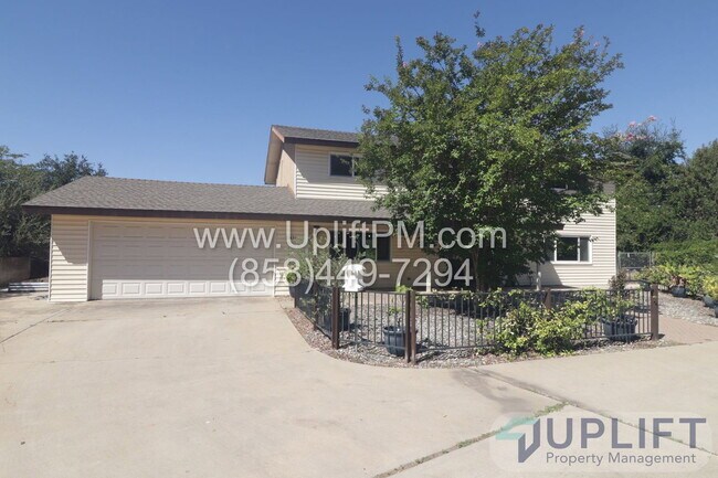 Building Photo - 15436 Las Manzanitas Rd