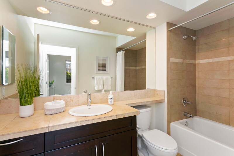 Building Photo - 5450 Leary Ave NW