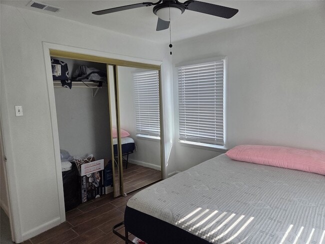 Building Photo - 2559 Valwood Pkwy