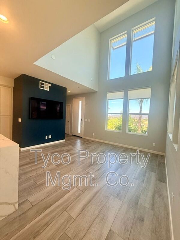 Building Photo - 2344 Element Way