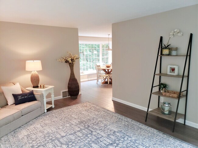 Building Photo - 13 Aldrich St