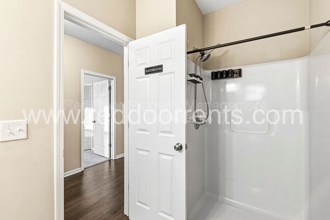 Building Photo - 8276 Sonata Pl