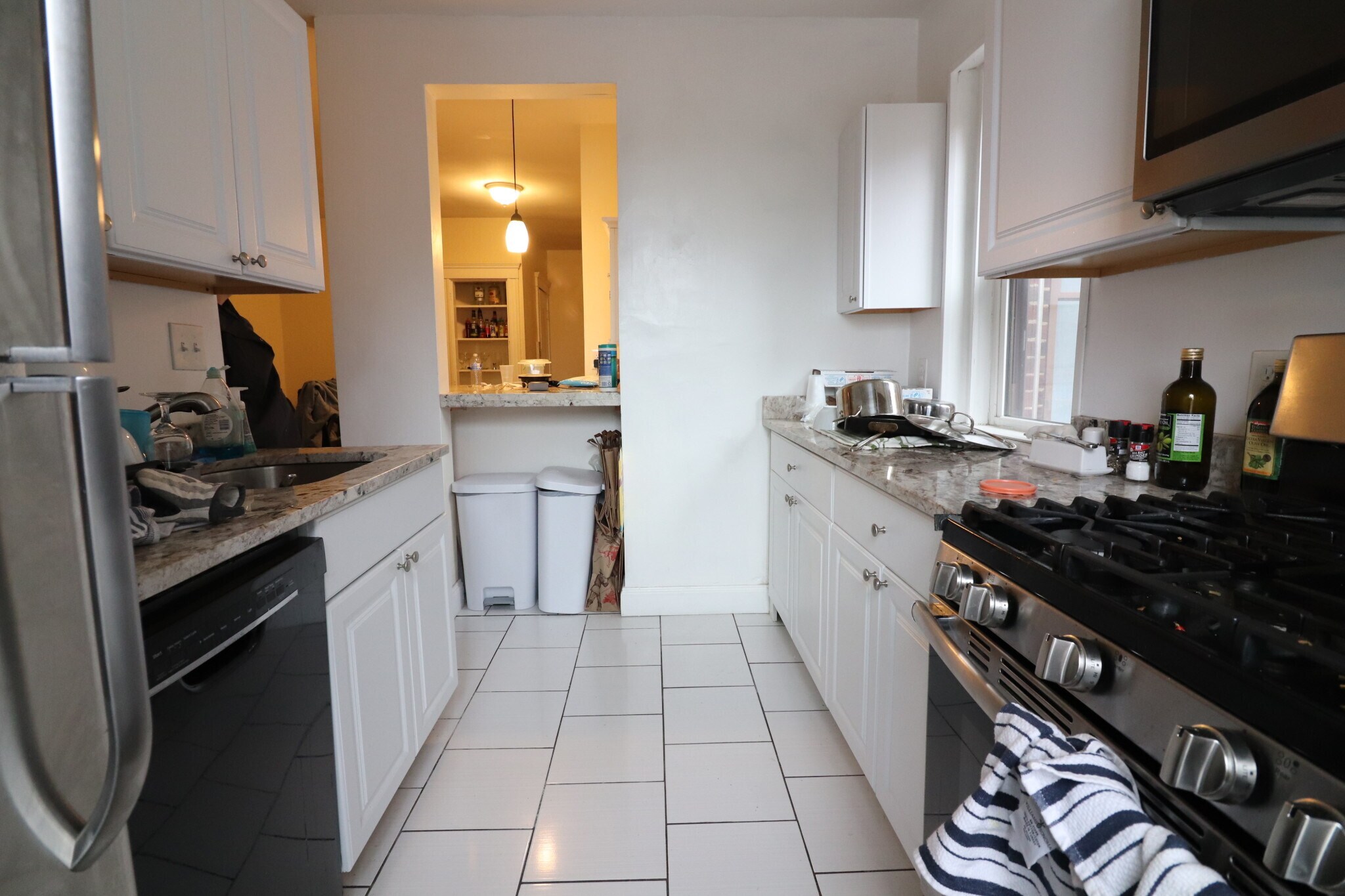 Building Photo - 2003 Commonwealth Ave