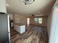 Building Photo - 1008 1010
