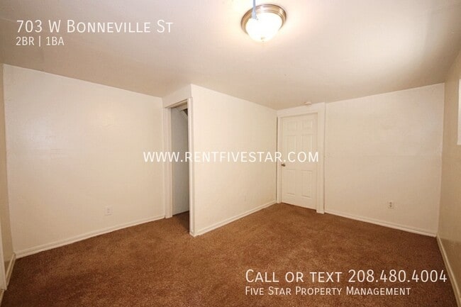 Building Photo - 703 W Bonneville St