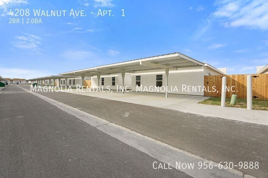 Building Photo - 4208 Walnut Ave