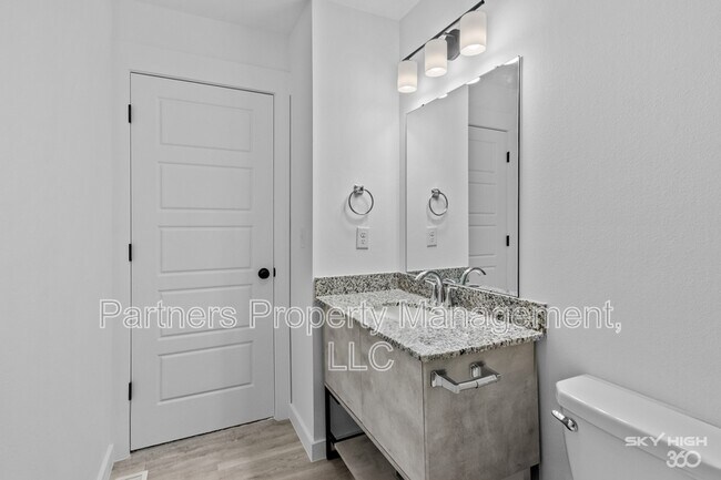 Building Photo - 940 Illinois Ave