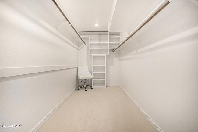 Building Photo - 7345 E Keim Dr