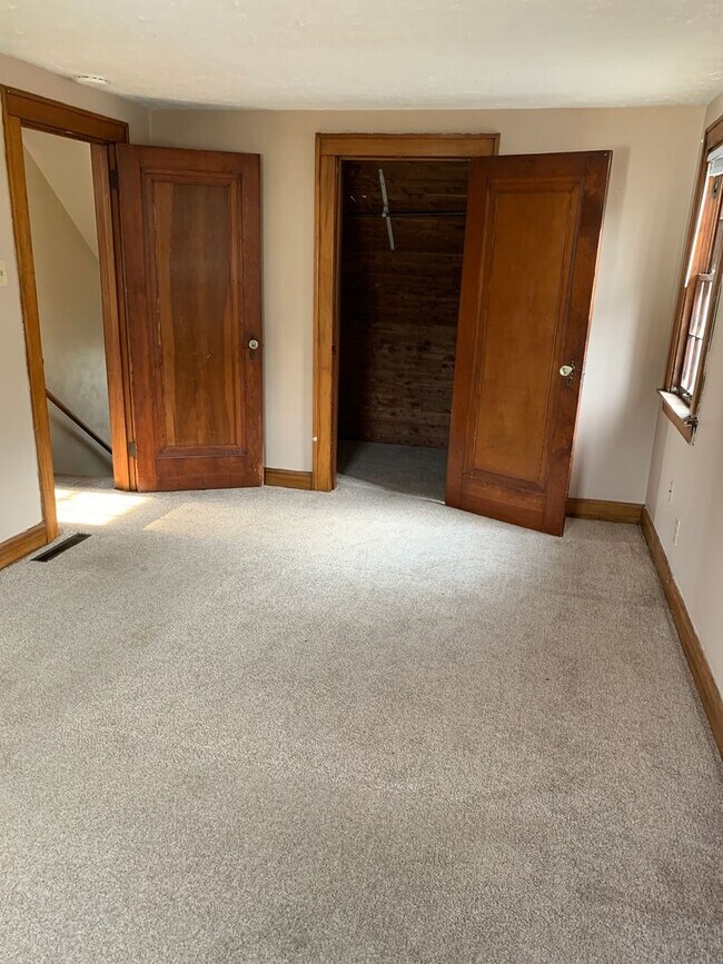 Building Photo - 1224 16th St