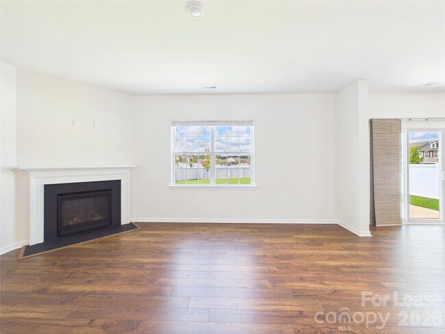 Building Photo - 8185 Kennesaw Dr