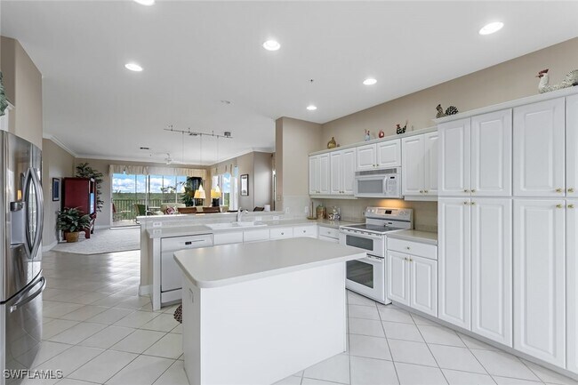 Building Photo - 9131 Southmont Cove