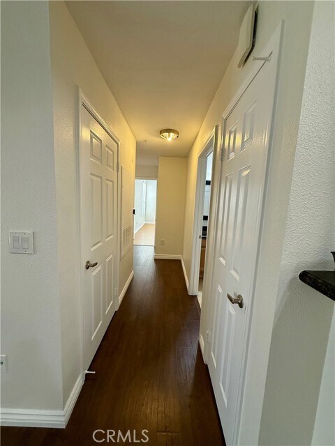 Building Photo - 375 Central