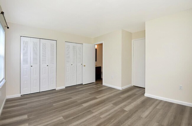 Building Photo - 11 Coral Tree Ct