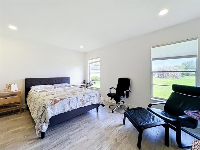 Building Photo - 5501 Memorial Dr