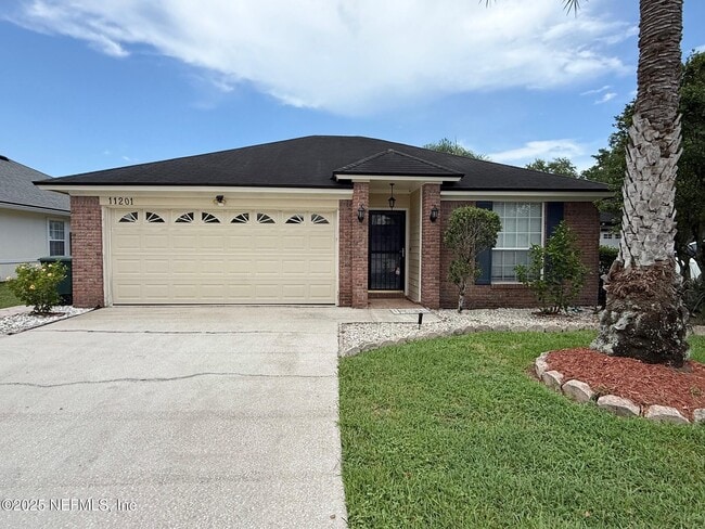 Primary Photo - 11201 Wandering Oaks Dr