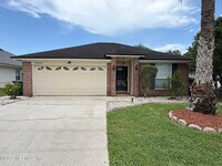Building Photo - 11201 Wandering Oaks Dr