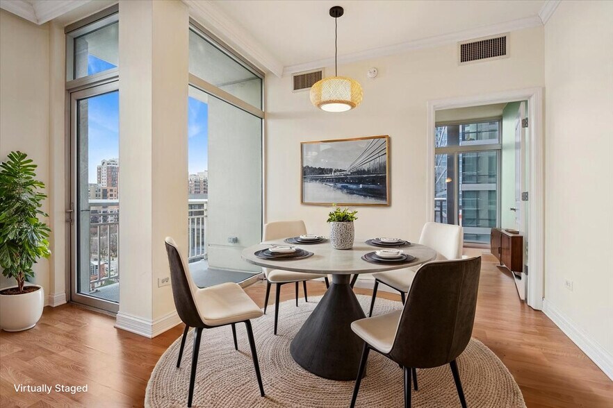 Building Photo - 1400 S Michigan Ave