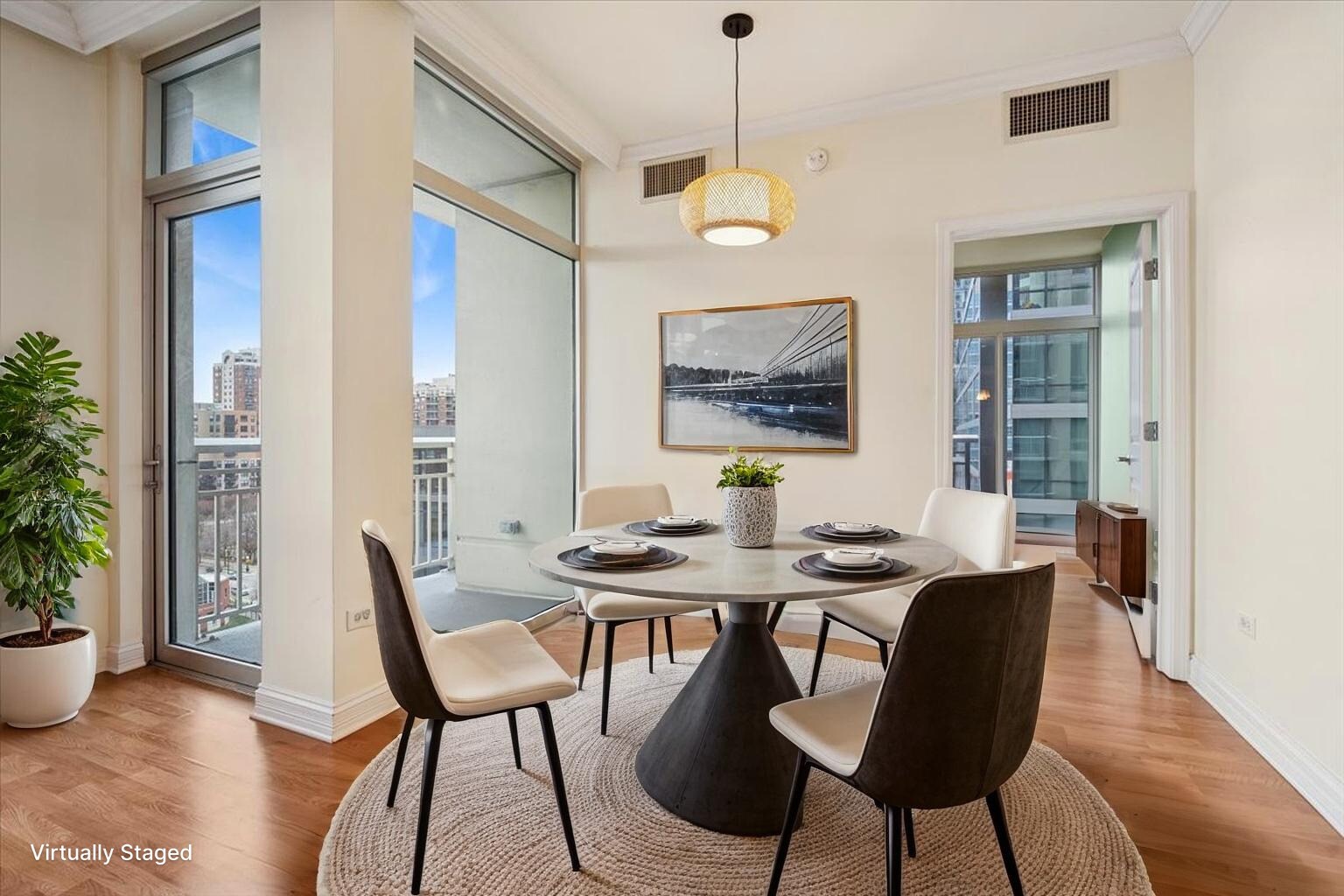 Building Photo - 1400 S Michigan Ave