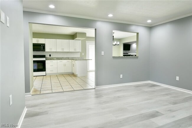 Building Photo - 5794 Merwin Chase Rd