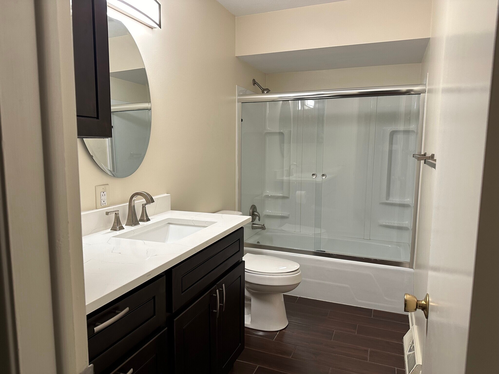 Building Photo - 9574 Idlewood Dr