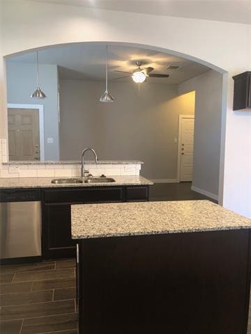 Building Photo - 925 Chaparral Trail