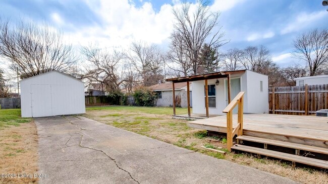 Building Photo - 3318 Van Winkle Dr