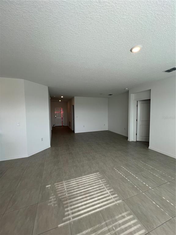 Building Photo - 4744 Babys Breath Pl