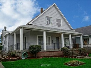 Building Photo - Collins - SR