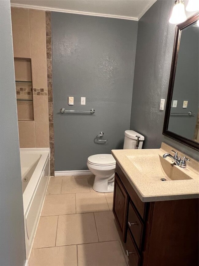 Building Photo - 1724 N Lee St