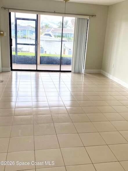 Building Photo - 325 S Banana River Blvd