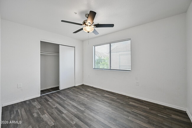 Building Photo - 3065 N 67th Ave