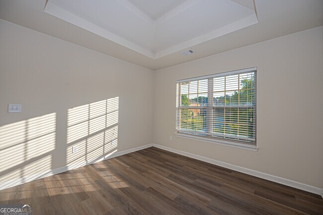 Building Photo - 813 Golden Isles Dr