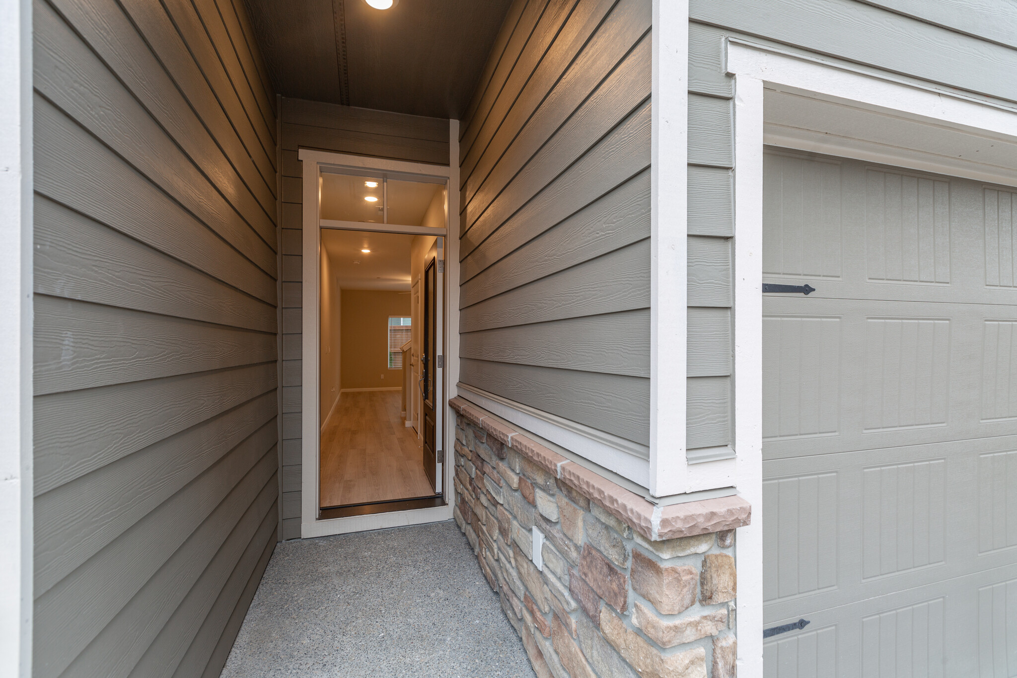 Building Photo - 2016 NE 101st Cir